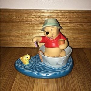Disney Winnie the Pooh & Friends These Are The Best Kind Of Days Figurine